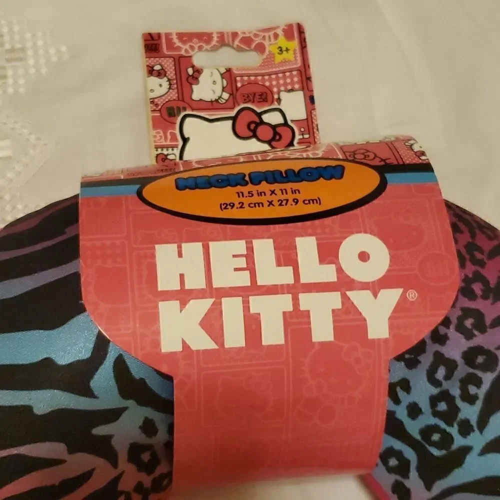 HELLO KITTY Neck Pillow by Sanrio‎